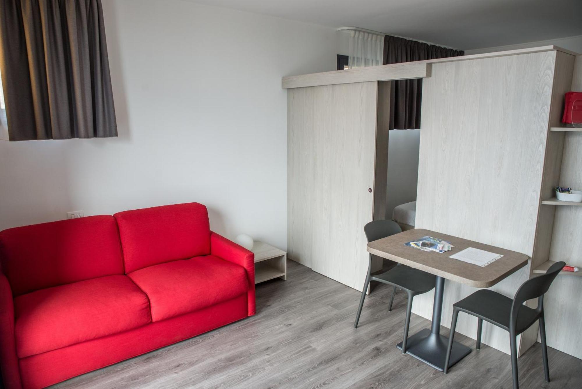 Residenza Luigina Apartment Varenna Bilik gambar