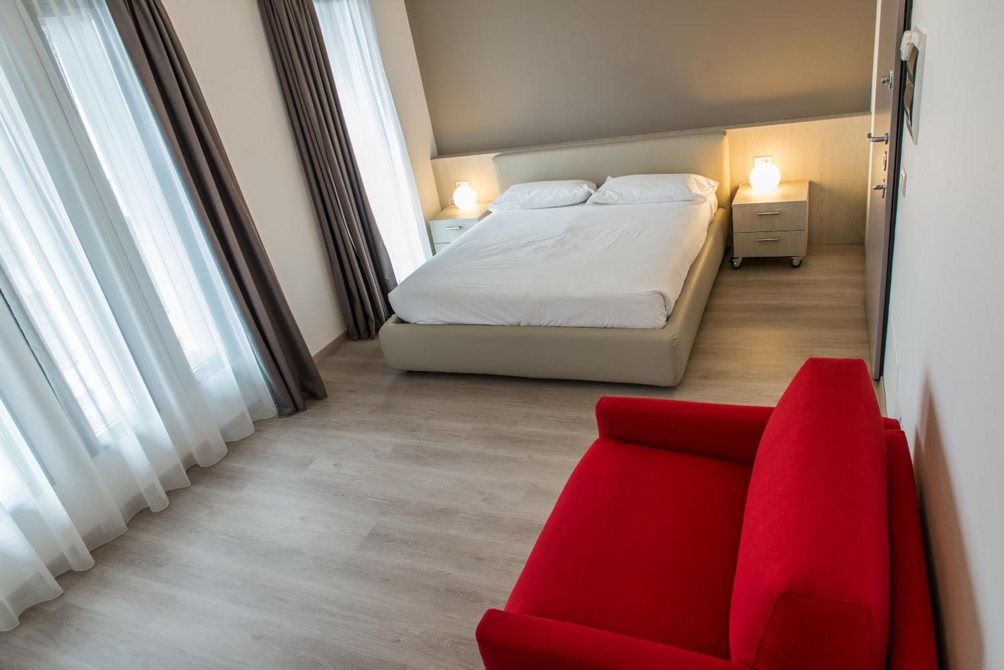 Residenza Luigina Apartment Varenna Bilik gambar