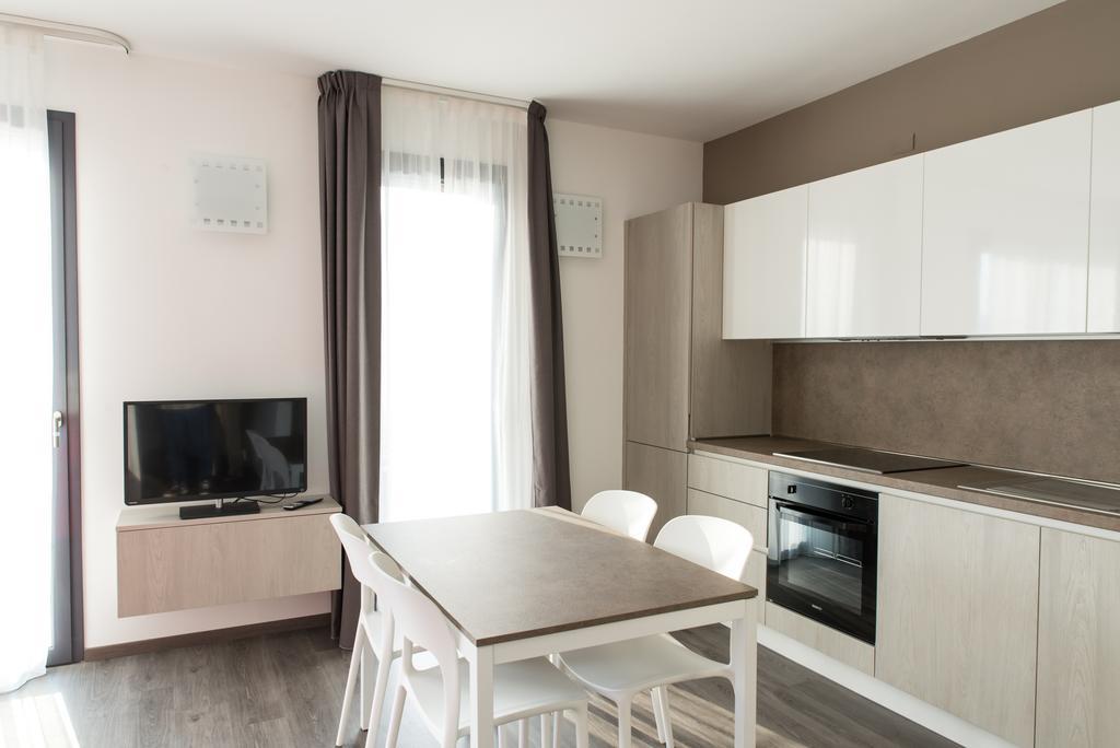 Residenza Luigina Apartment Varenna Bilik gambar