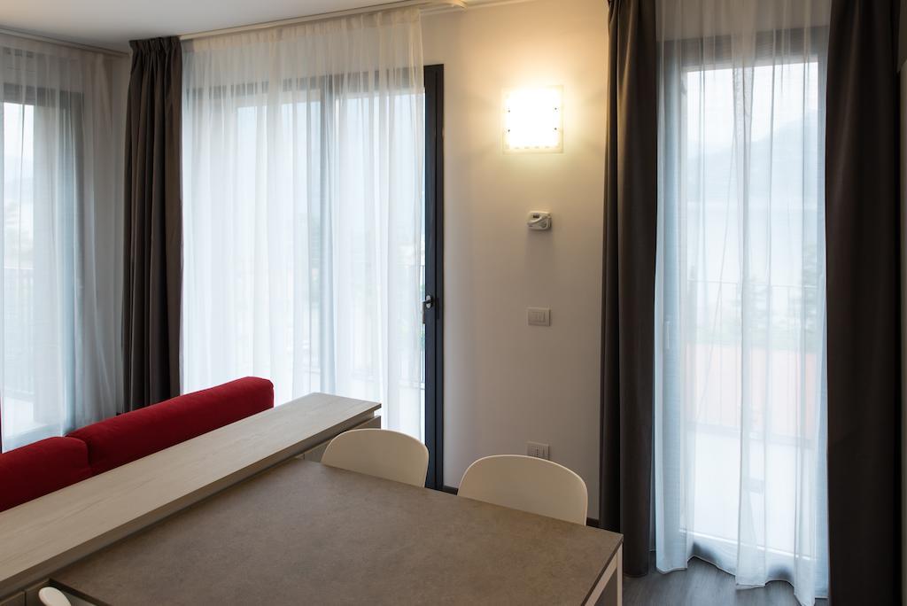Residenza Luigina Apartment Varenna Bilik gambar